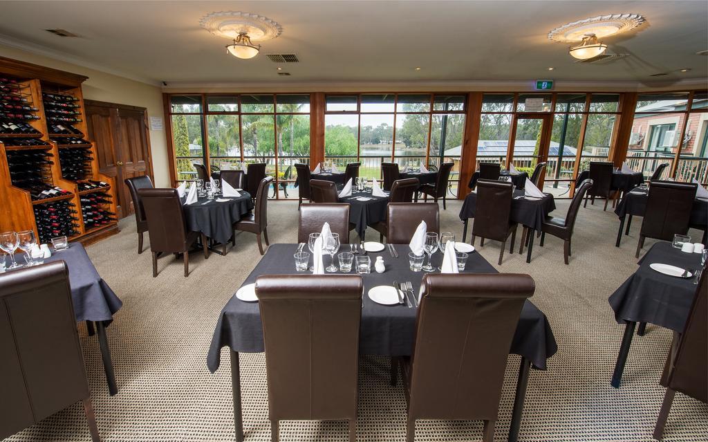 Clare Country Club Otel Dış mekan fotoğraf